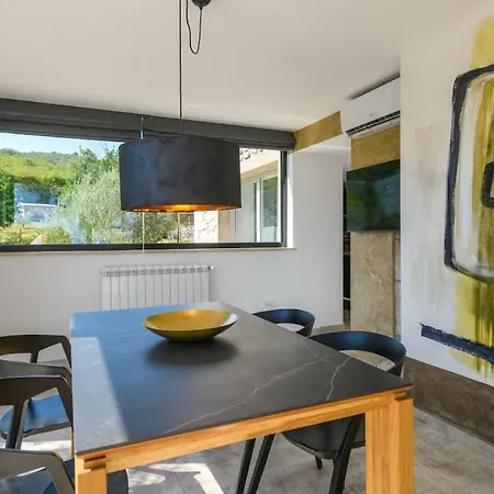 Villa Casa Anonima By Briskva Labin (Istria)