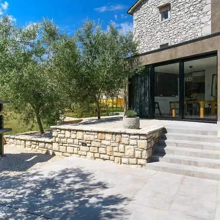 Casa Anonima By Briskva Villa *