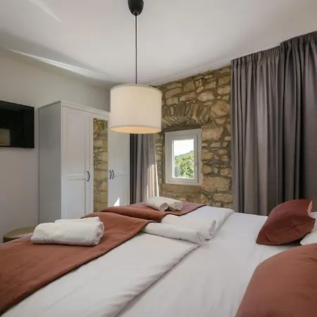 Casa Anonima * Labin (Istria)