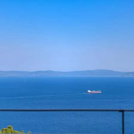 Casa Anonima By Briskva